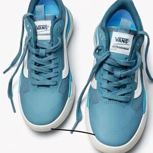 Vans Ultrarange Blue Teal Skater Sneakers Woman’s 5 US Men’s 3.5